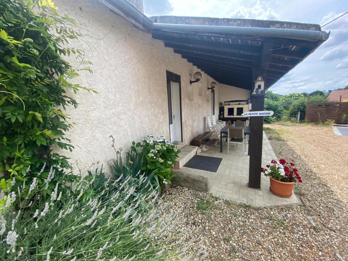 Вилла La Petite Maison Toulon-sur-Arroux Экстерьер фото